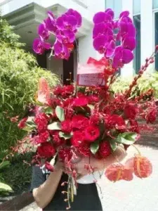 7 Orchid Gift Hamper for Any Occasion 2 7 Orchid Gift Hamper for Any Occasion