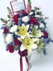 Matching Table Flower and Vase Tips 4 Spring Bloom