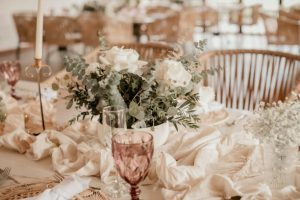 15 Timeless Simple Elegant Wedding Decor Ideas 1 wedding decor simple elegant