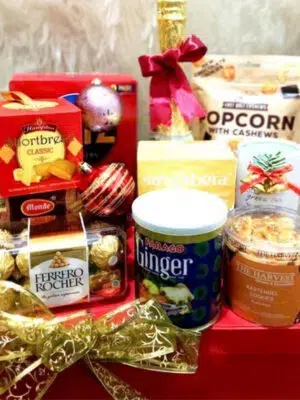 elegant christmas hampers