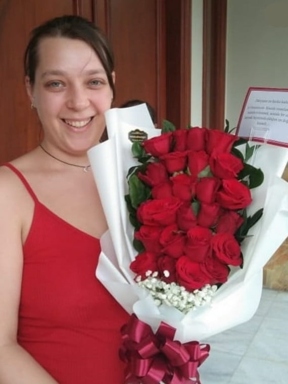 25 Roses Bouquet 2 25 Roses Bouquet