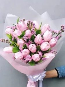 Top 8 Engagement Flower Bouquet Styles 5 Large Tulip Bouquet